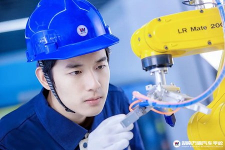 湖南汽車技工學校_汽車維修_汽車學校新聞